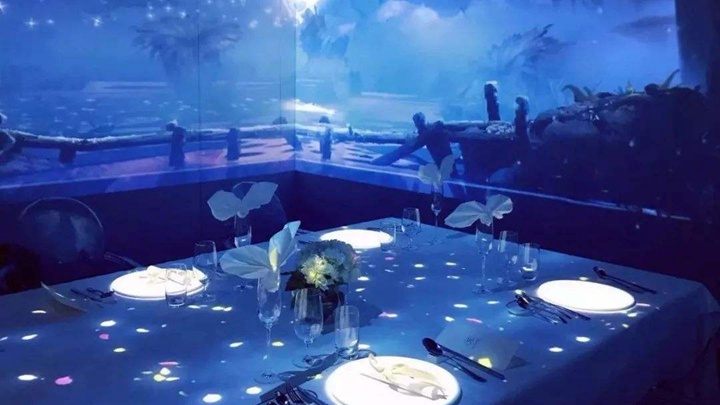 全息投影打造超人气网红沉浸式餐厅