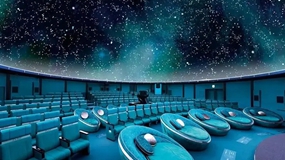 飞行球幕影院在现代化天文馆中的沉浸式表现